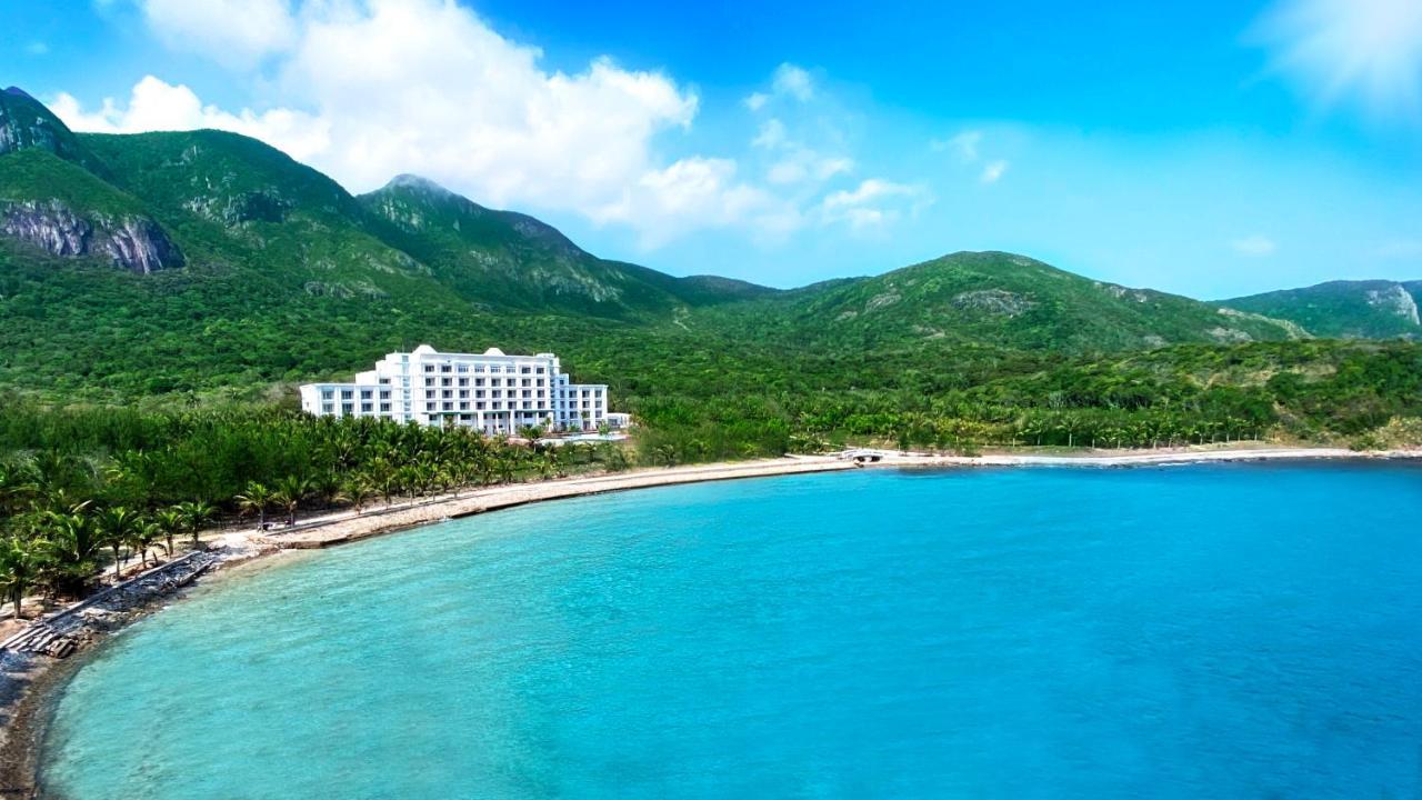 Orson Hotel & Resort Con Dao Chi Khu Co Ong Экстерьер фото